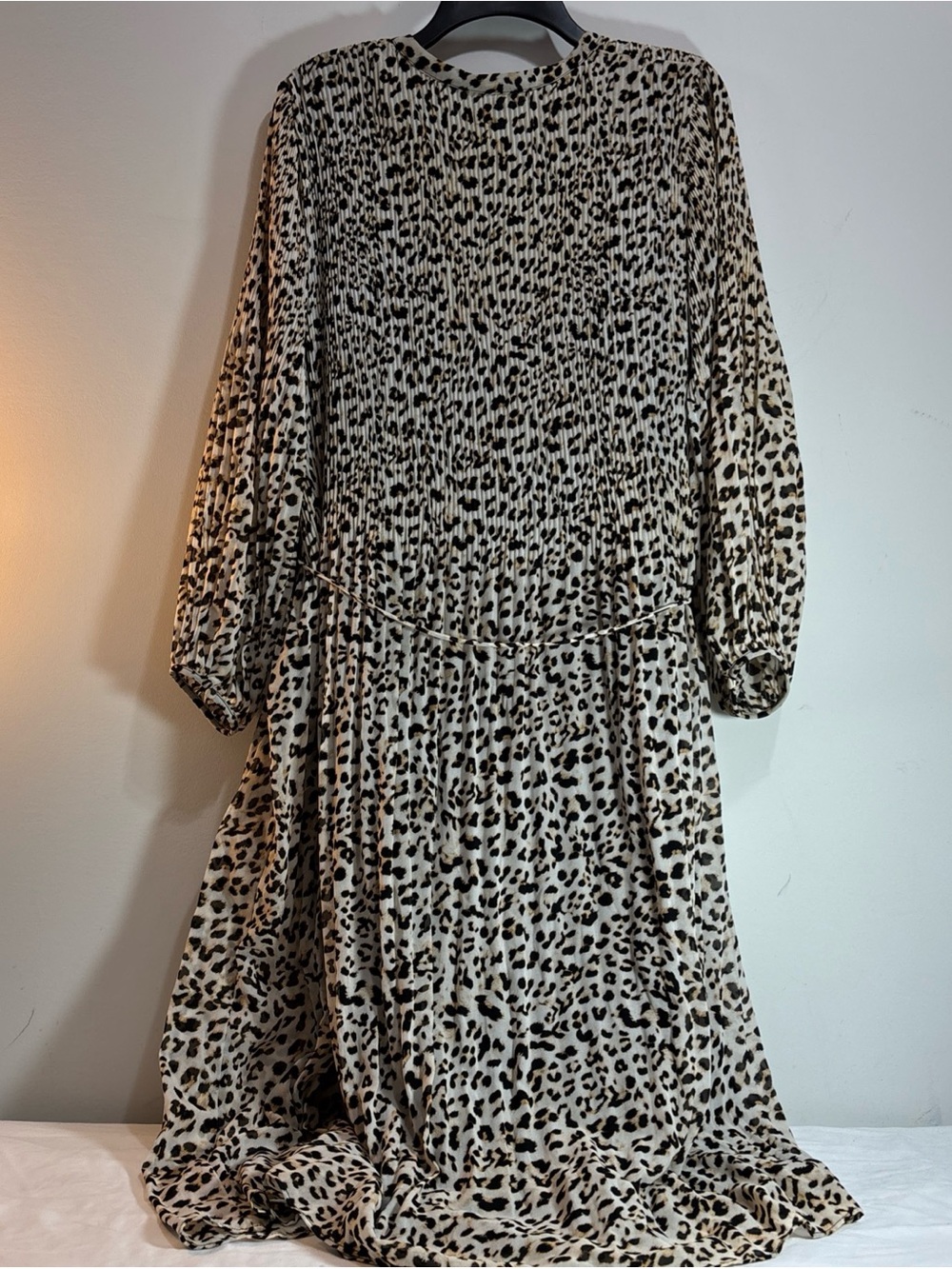 Banana Republic Leopard Print Long Sleeve Tiered Maxi Dress - Beige/Black 1211 - Picture 3 of 11